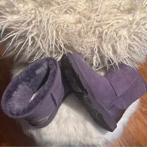 NWT Women's Purple Suede UGG Boots